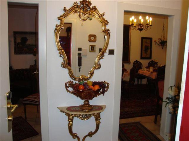 Haus Mooren, Hotel Garni Düsseldorf Kültér fotó