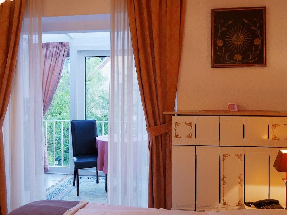 Haus Mooren, Hotel Garni Düsseldorf Kültér fotó
