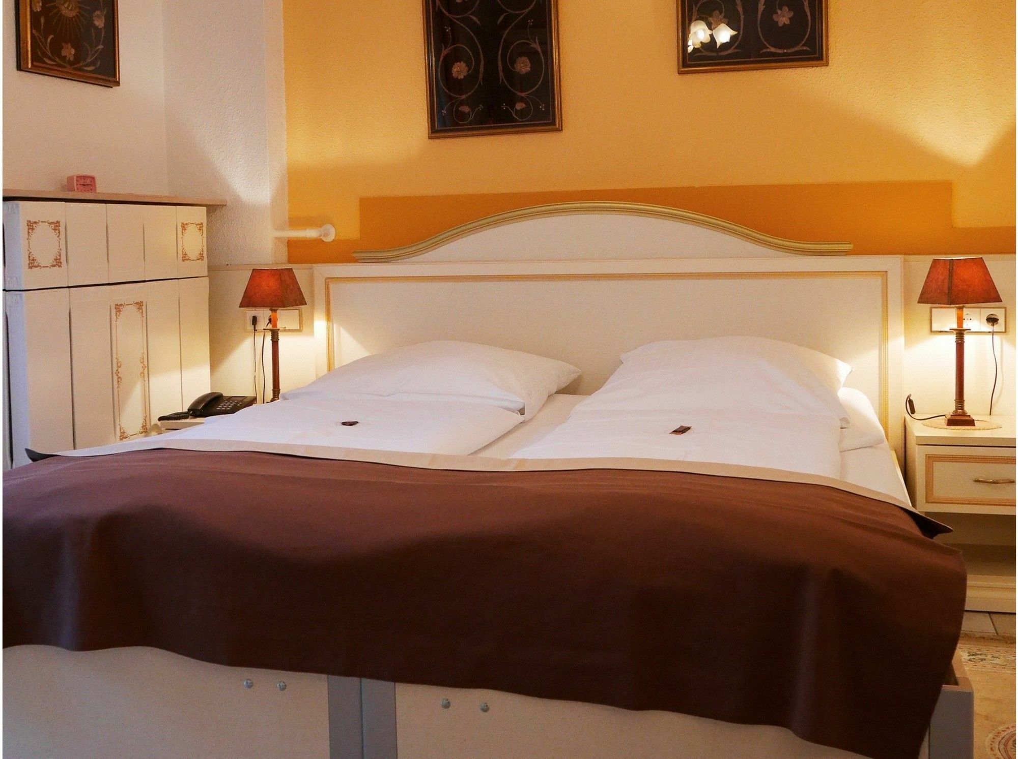 Haus Mooren, Hotel Garni Düsseldorf Kültér fotó