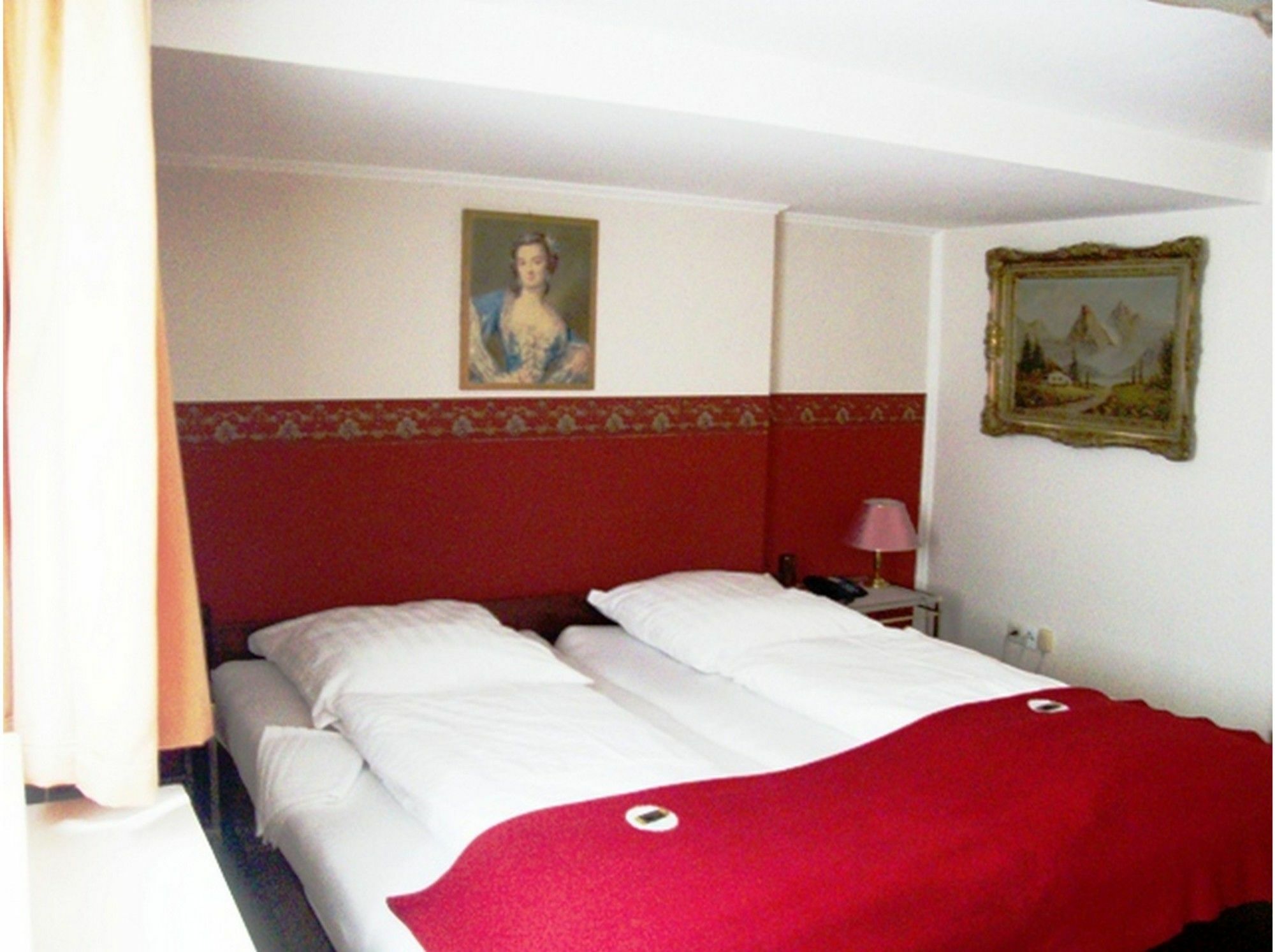Haus Mooren, Hotel Garni Düsseldorf Kültér fotó